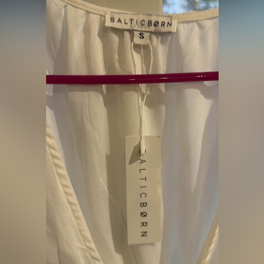 Women's White Dress Baltic Born - Picture 3 of 3